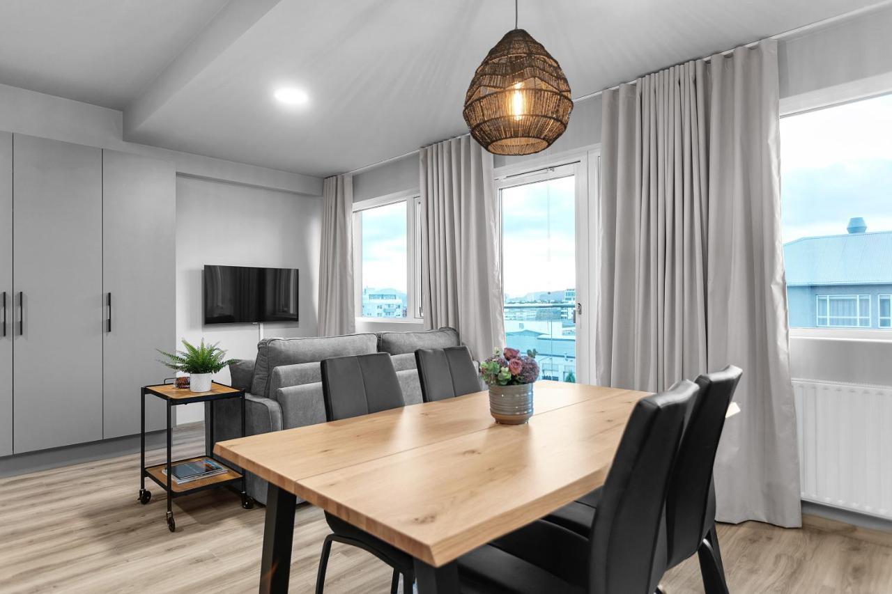 B 18-20 Apartments Reykjavik Exterior photo