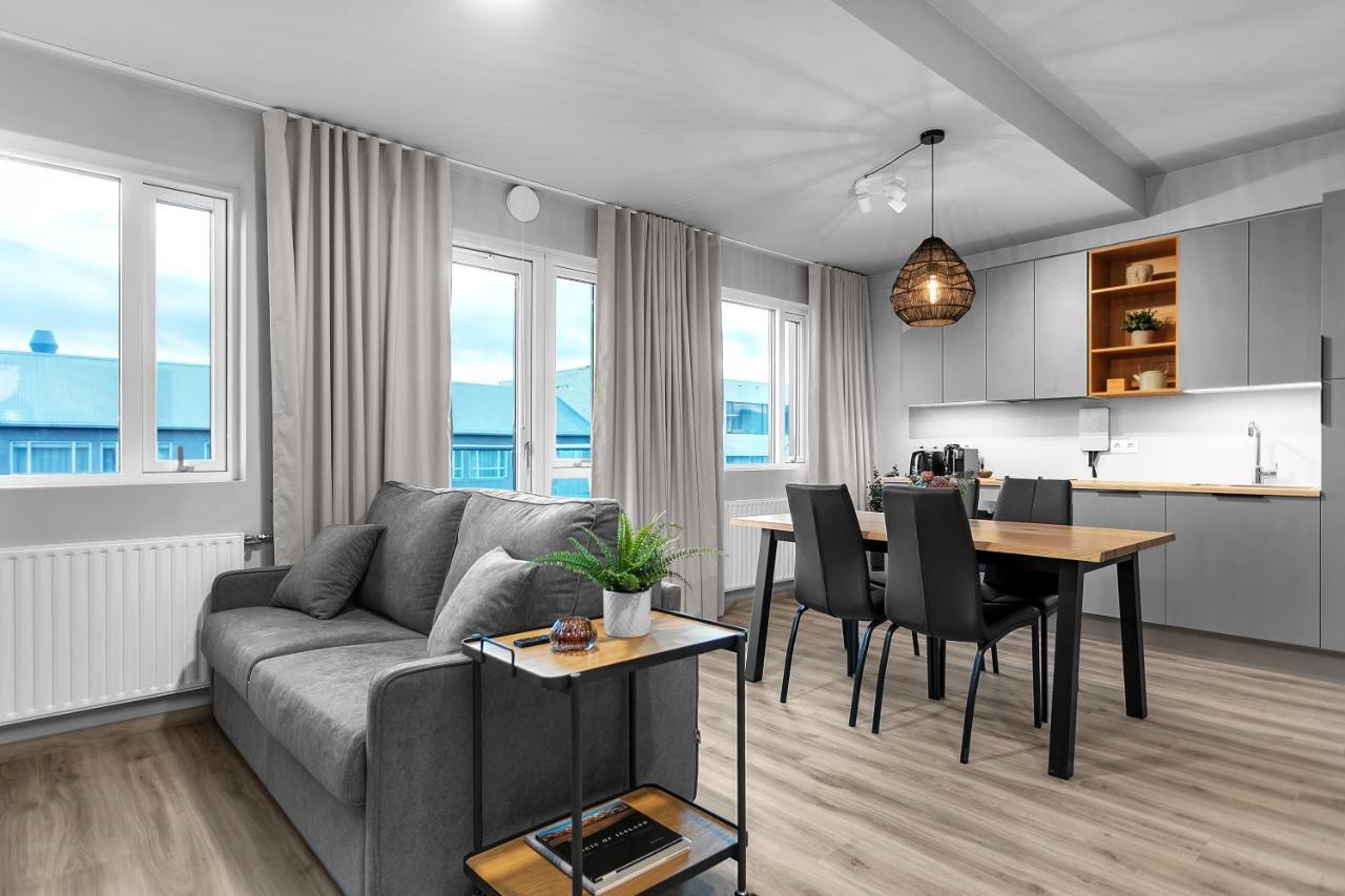 B 18-20 Apartments Reykjavik Exterior photo
