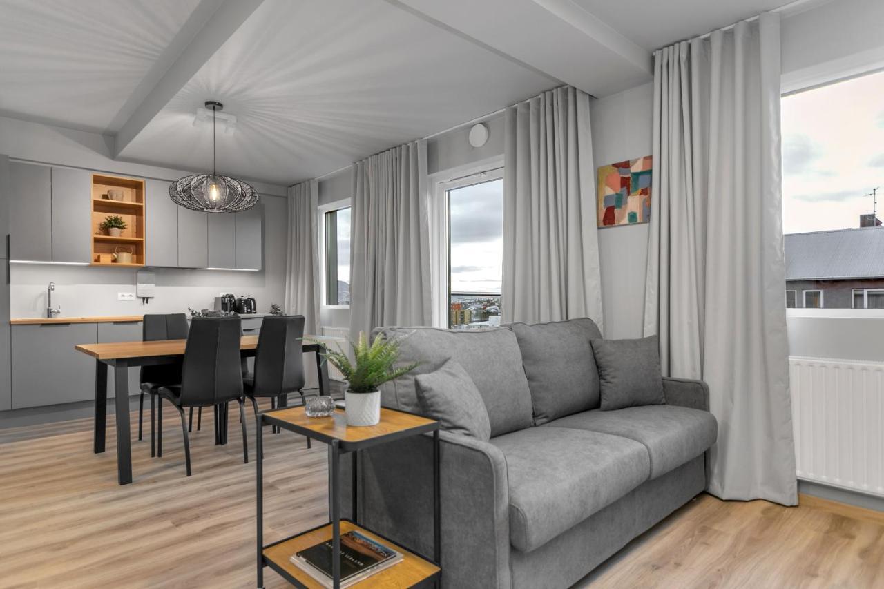 B 18-20 Apartments Reykjavik Exterior photo